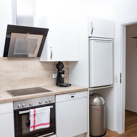 Apartament Lohstrasse - In Ta Bildungszentrum Und Bahnhofsnaehe Hamelin
