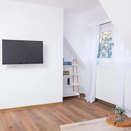 Lohstrasse - In Ta Bildungszentrum Und Bahnhofsnaehe Appartamento *